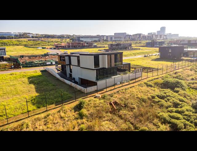 1,074M² VACANT LAND FOR SALE IN UMHLANGA CENTRAL